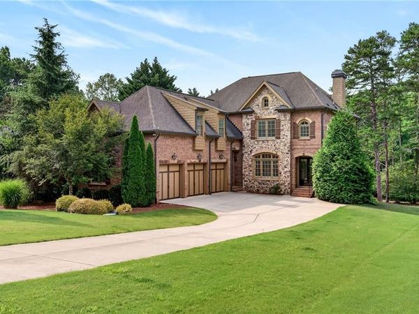 483 McGinnis Way , Alpharetta, GA 30004