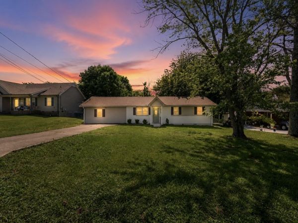 203 Freeman Dr , Lewisburg, TN 37091