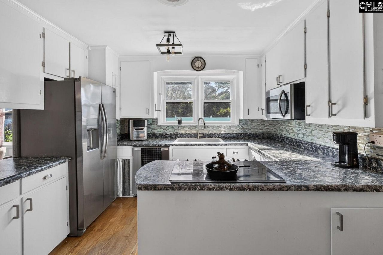 56 Woodlawn Terrace  Photo 12
