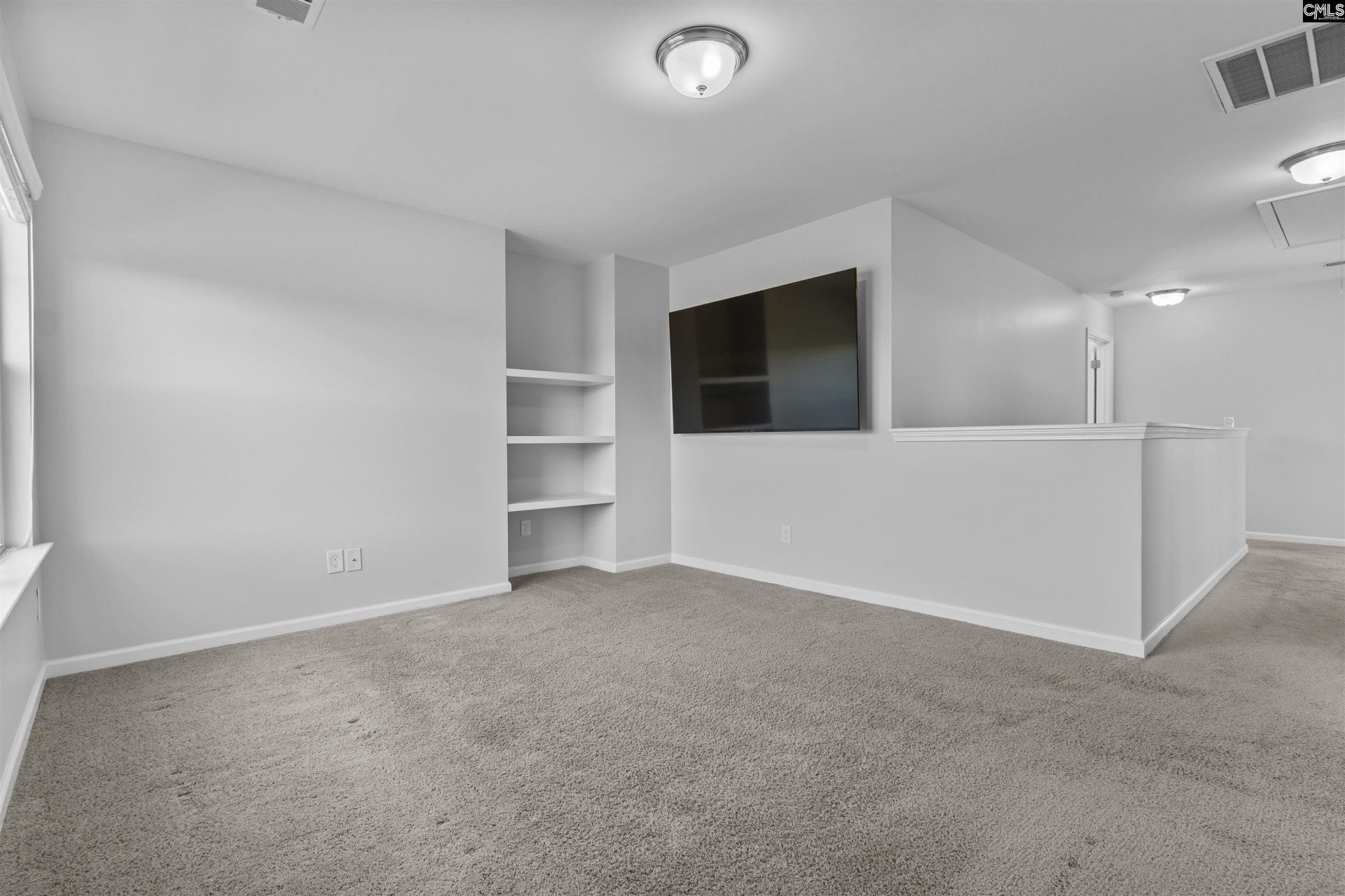 515 Winterfield Drive Photo 17