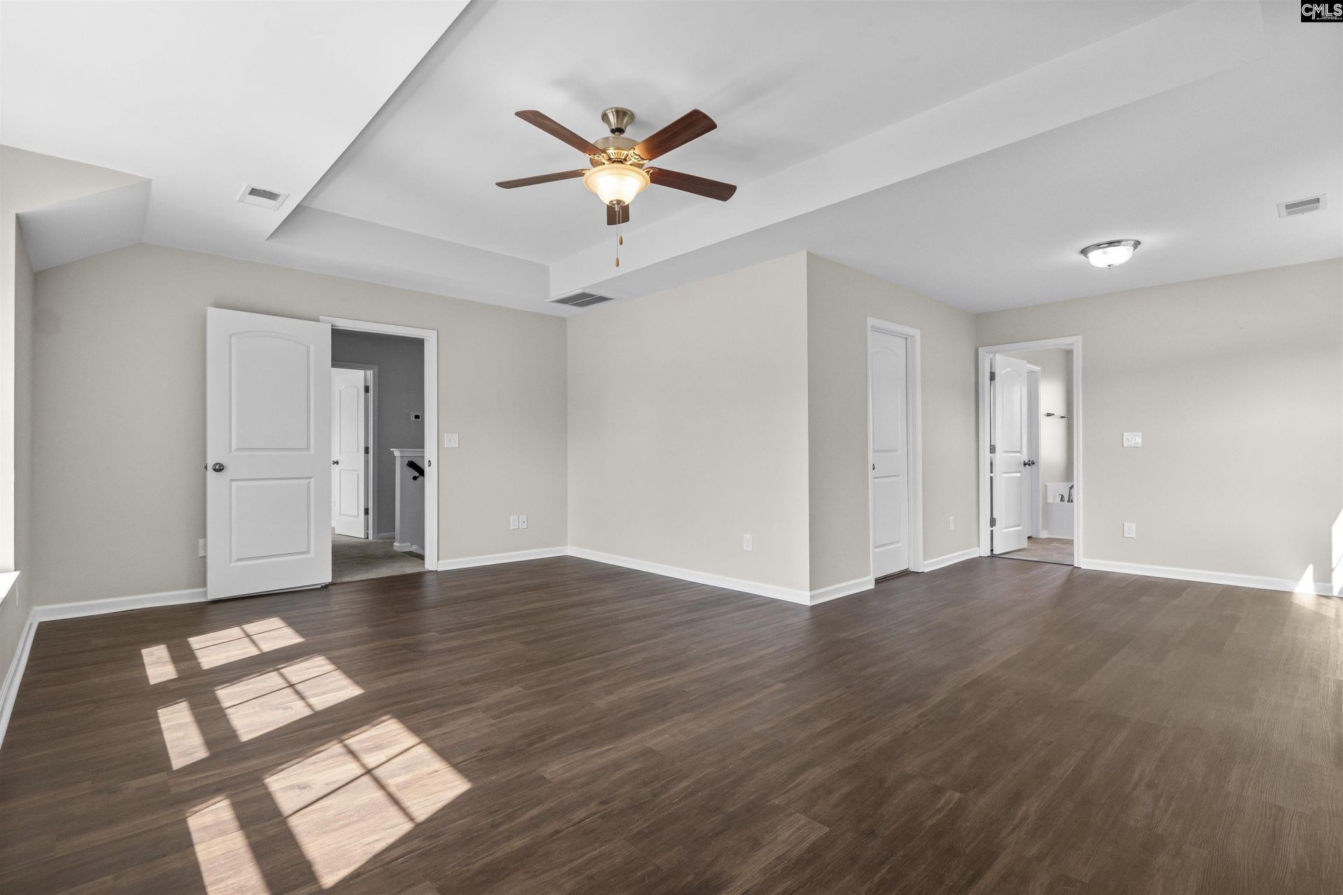 515 Winterfield Drive Photo 4