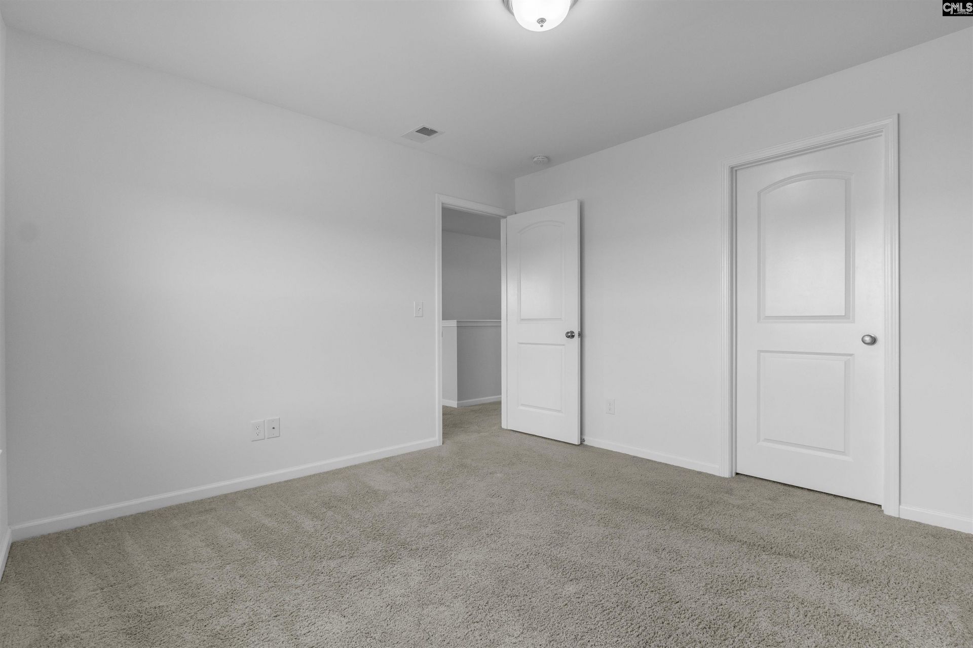 515 Winterfield Drive Photo 8