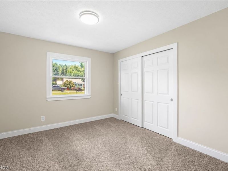 1371 Krumroy Road, Akron, OH 44306 Photo 6