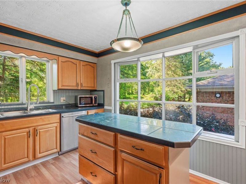 6832 Hillside Road, Independence, OH 44131 Photo 11