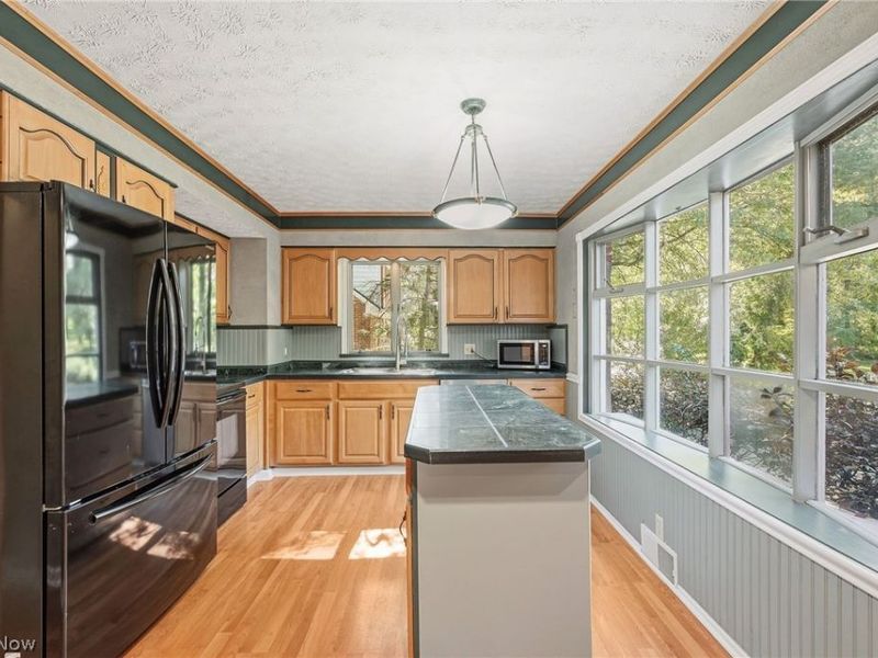 6832 Hillside Road, Independence, OH 44131 Photo 13