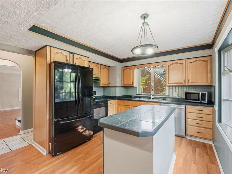 6832 Hillside Road, Independence, OH 44131 Photo 14