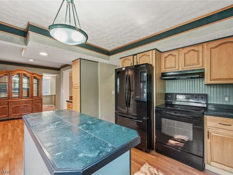 6832 Hillside Road, Independence, OH 44131 Photo 15