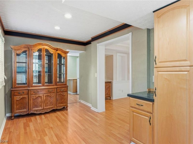 6832 Hillside Road, Independence, OH 44131 Photo 16