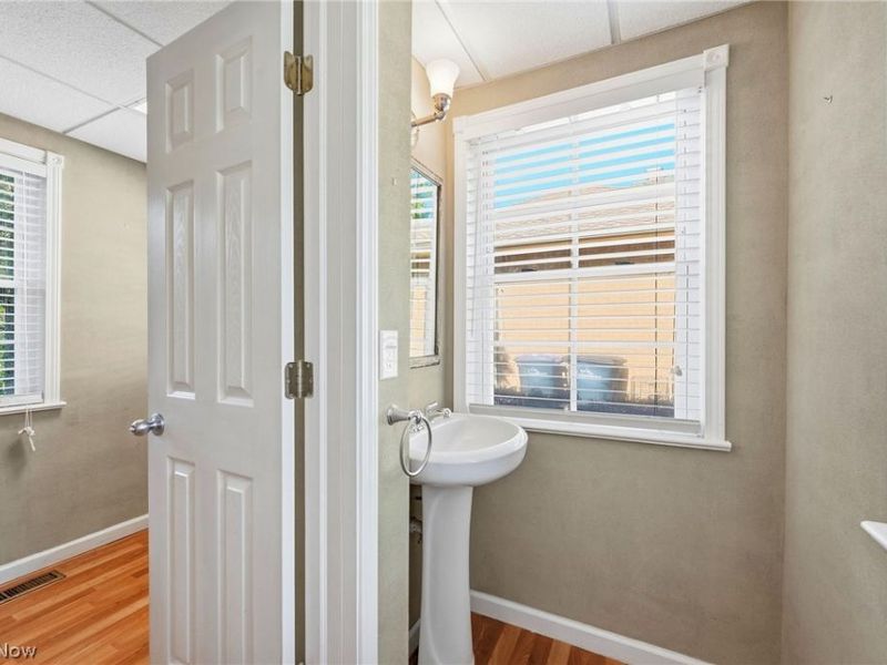 6832 Hillside Road, Independence, OH 44131 Photo 19