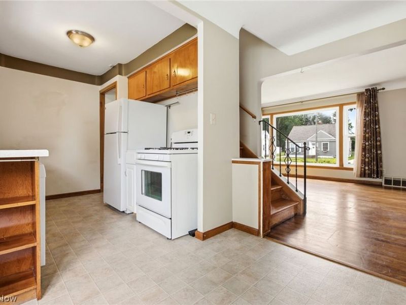 29783 Robert Street, Wickliffe, OH 44092 Photo 4