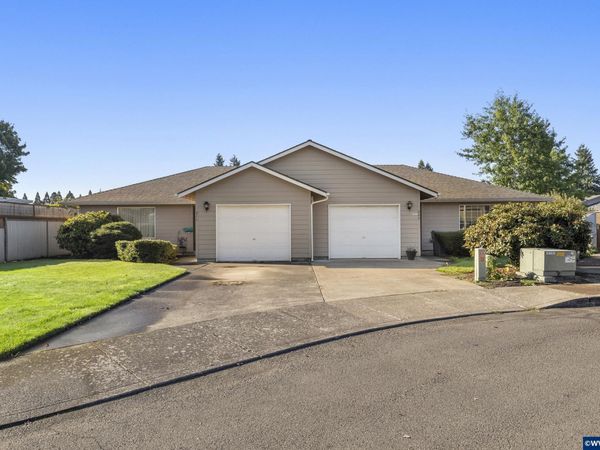 209 SE Stone -211 Ln, Dallas, OR 97338