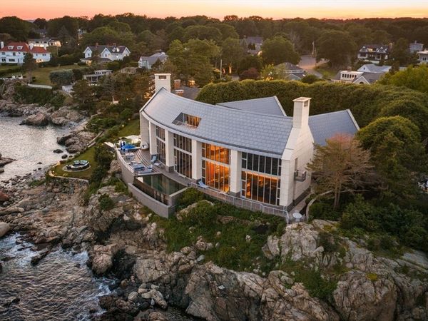 25 Rockyledge Road, Swampscott, MA 01907