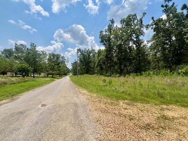 60 County Road 8261, Rienzi, MS 38865