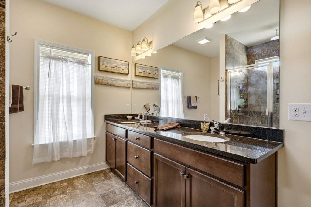 2117 Kara Dr. Photo 22