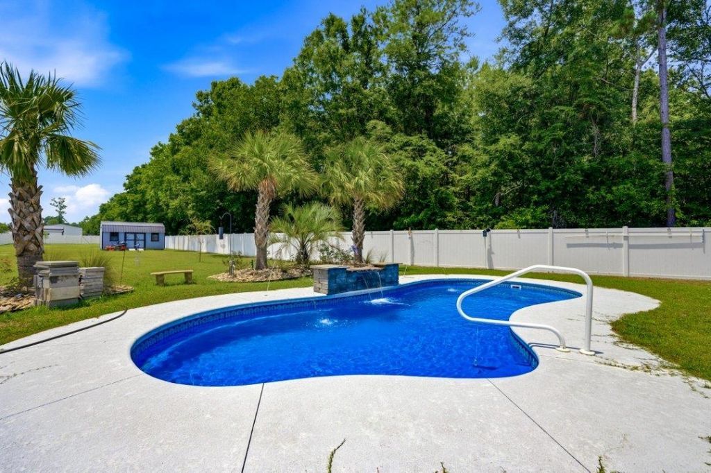 2117 Kara Dr. Photo 29