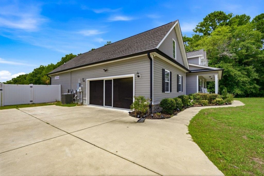 2117 Kara Dr. Photo 36