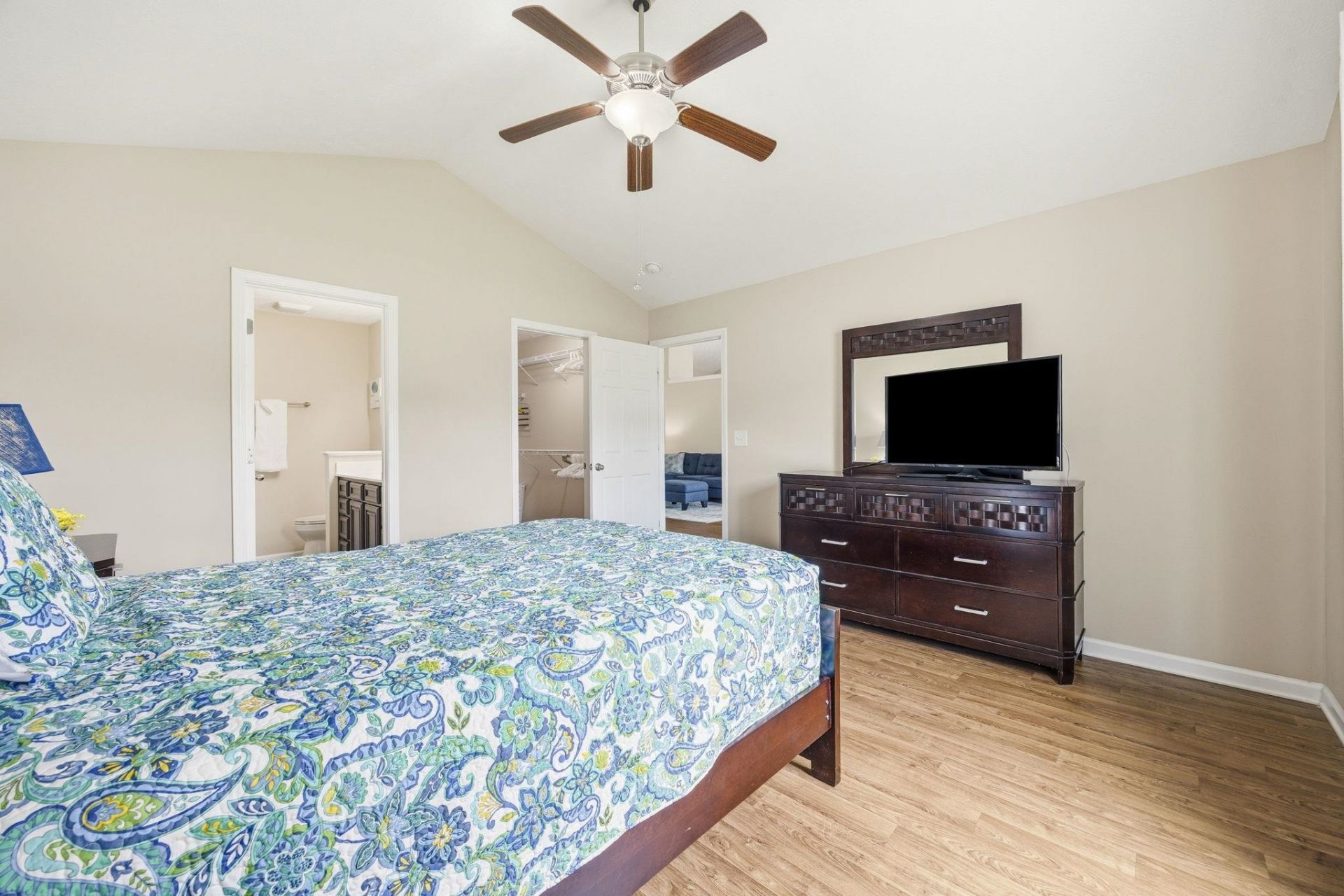 1077 Lizzie Ln. Photo 20