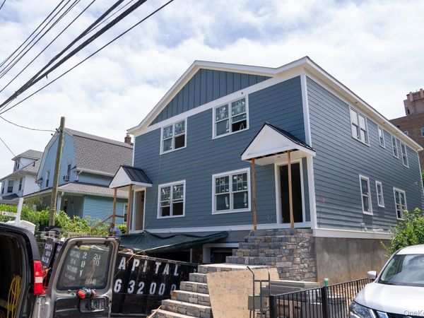 31 Maple Avenue , Harrison, NY 10528
