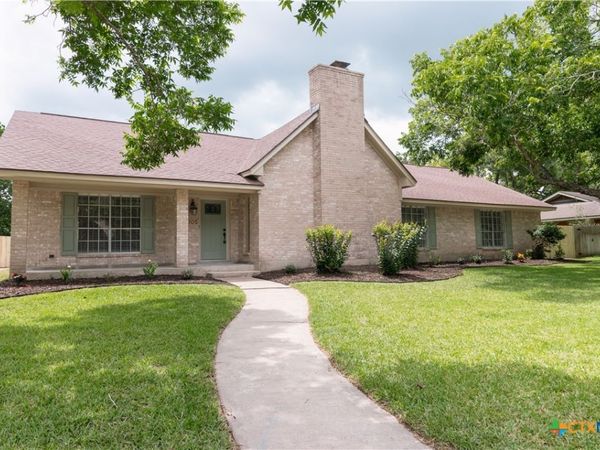 105 Spokane Street, Victoria, TX 77904