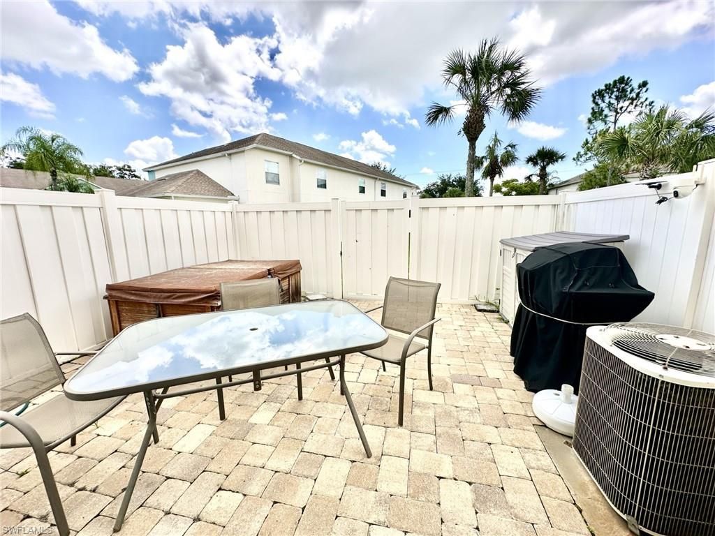 3605 Cedar Oak Dr , Unit 106, Fort Myers, FL 33916 Photo
