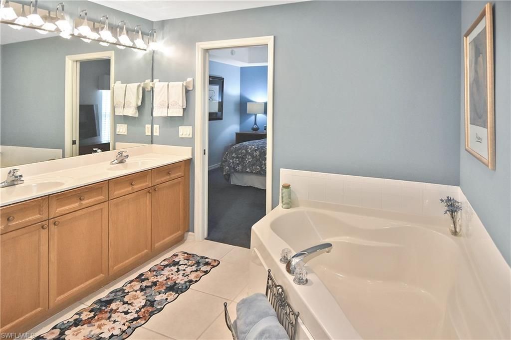 10021 Lake Cove Dr , Unit 101, Fort Myers, FL 33908 Photo