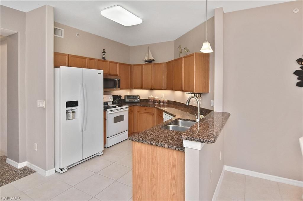 10021 Lake Cove Dr , Unit 101, Fort Myers, FL 33908 Photo