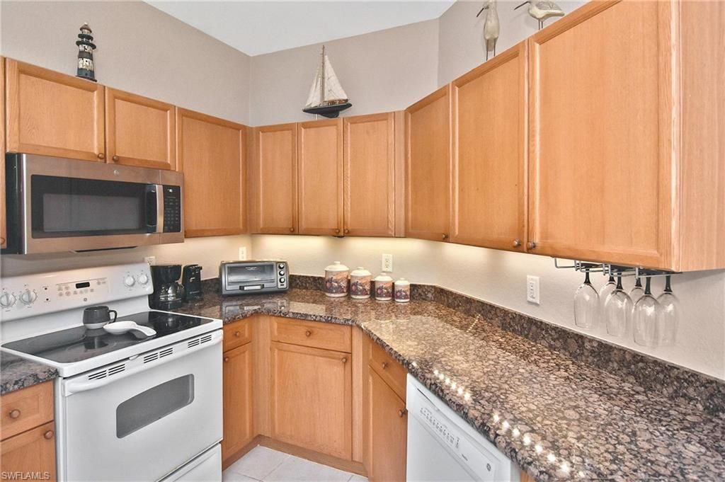 10021 Lake Cove Dr , Unit 101, Fort Myers, FL 33908 Photo