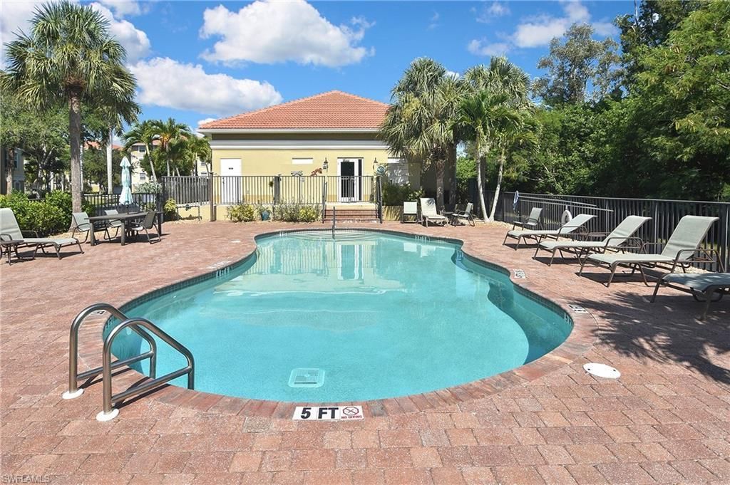 10021 Lake Cove Dr , Unit 101, Fort Myers, FL 33908 Photo