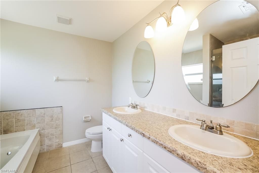 3201 42nd St Sw, Lehigh Acres, FL 33976 Photo