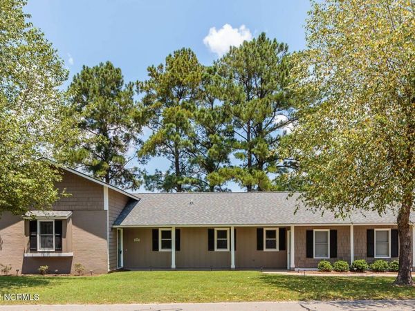 647 Castleberry Court, Vass, NC 28394