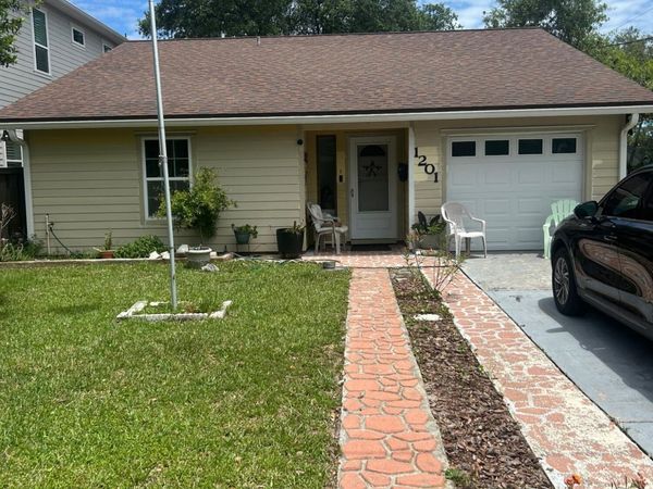 1201 N 9TH Avenue N, Jacksonville Beach, FL 32250