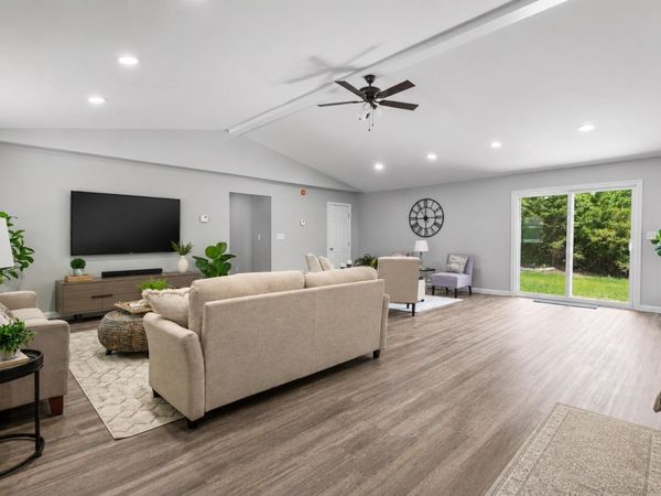 63 Cornish Turnpike, Newport, NH 03773