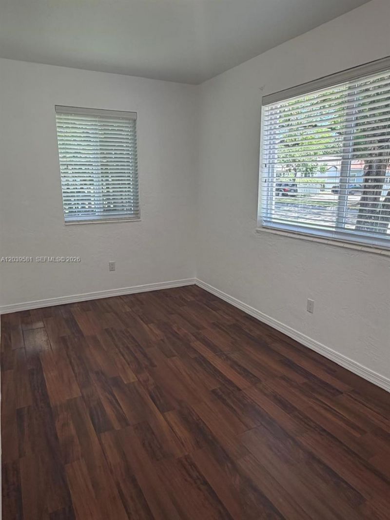 245 SW 24th Rd , Miami, FL 33129 Photo