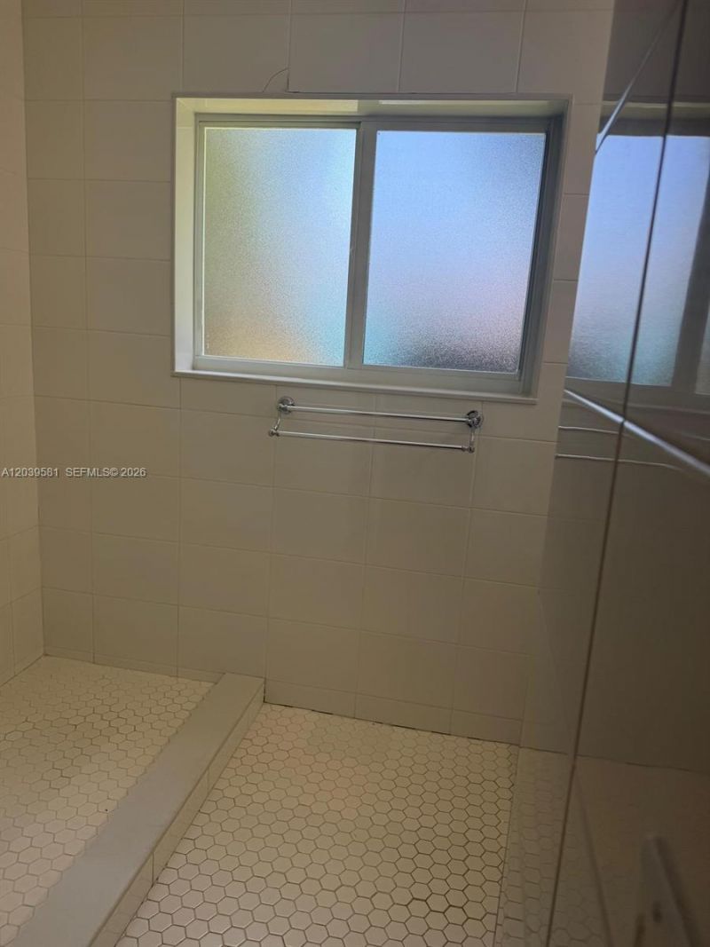 245 SW 24th Rd , Miami, FL 33129 Photo