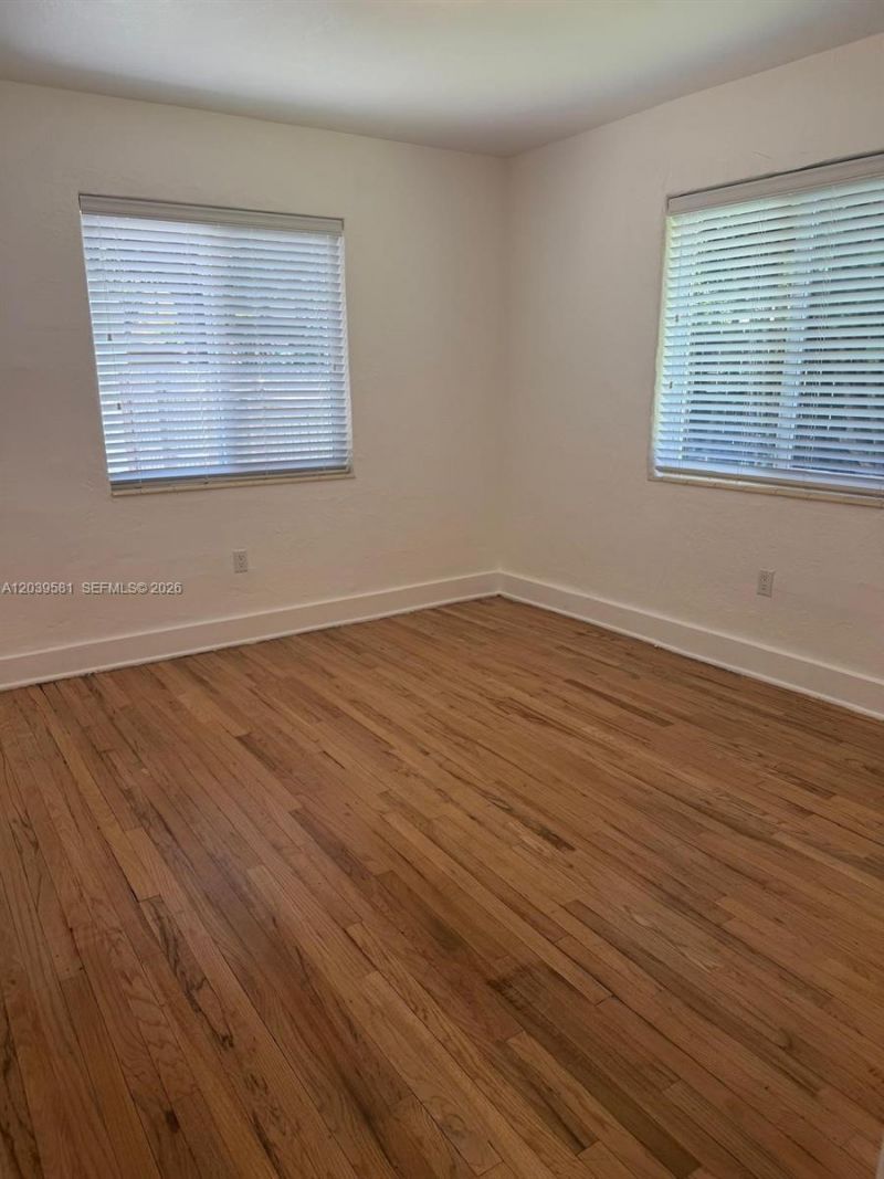 245 SW 24th Rd , Miami, FL 33129 Photo