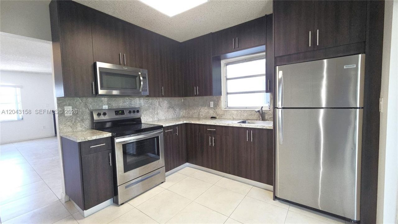 3519 SW 17th Ter , Unit 3519, Miami, FL 33145 Photo
