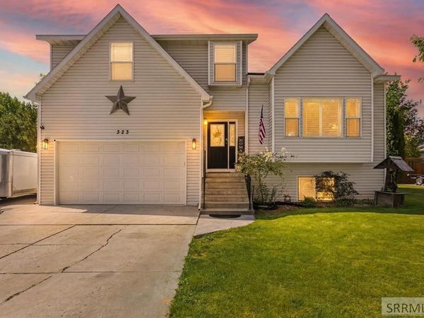 323 Jacob Street, CHUBBUCK, ID 83202