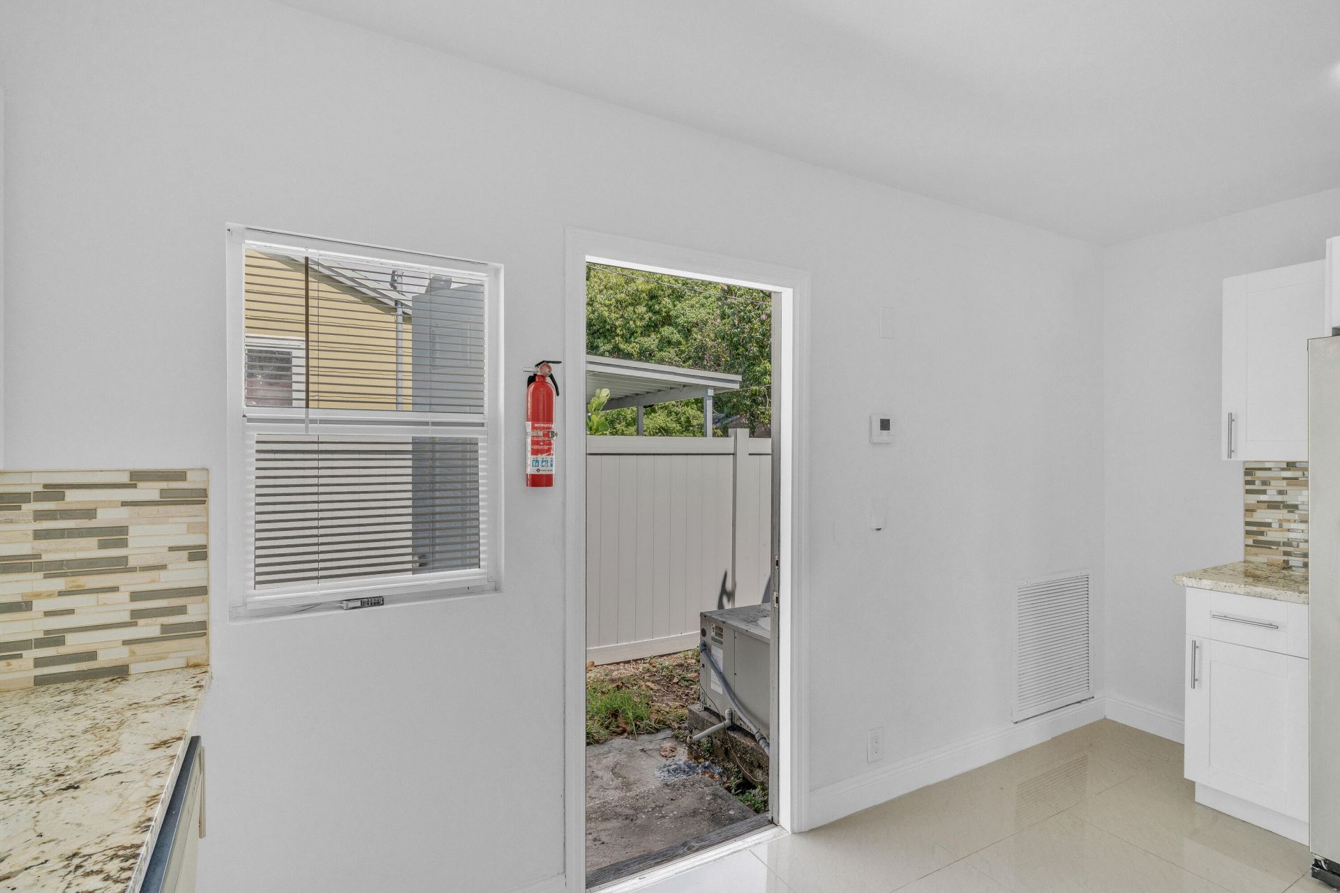 5409 Western Avenue, West Palm Beach, FL 33405 Photo
