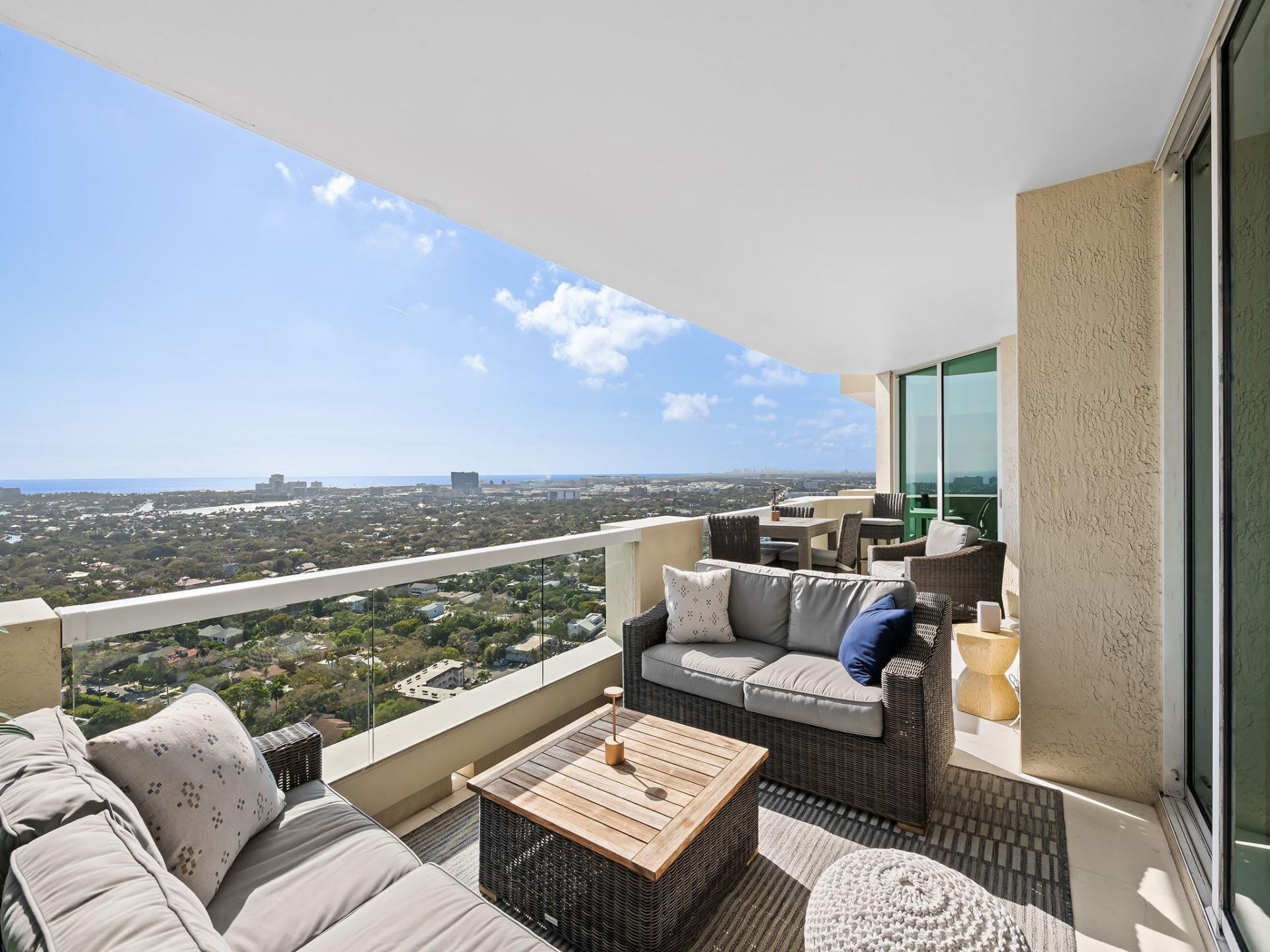 411 N New River Drive E, Unit 3402, Fort Lauderdale, FL 33301 Photo