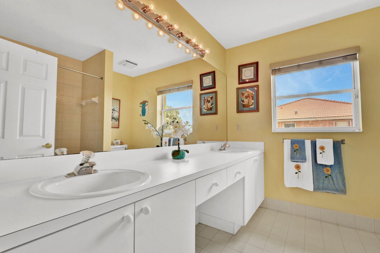 15861 Lisbon Court, Wellington, FL 33414 Photo