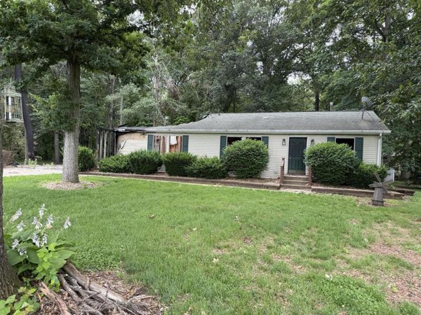 9796 S 225 W, Union Mills, IN 46382