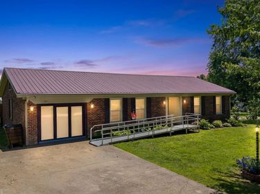 401 Haddix Street, Harrodsburg, KY 40330