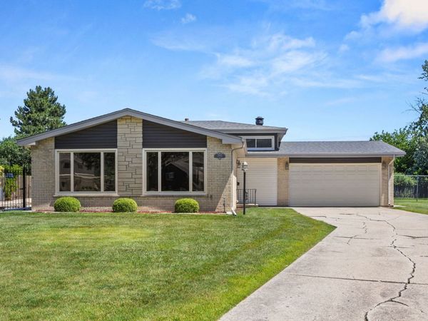 3N445 Jill Court , Elmhurst, IL 60126