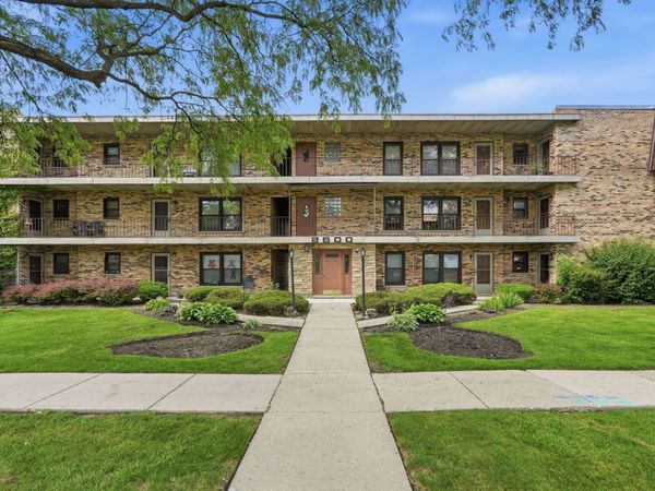 2600 OAKTON Street , Unit 1E, Park Ridge, IL 60068