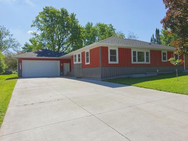 704 11th Avenue, Howard Lake, MN 55349