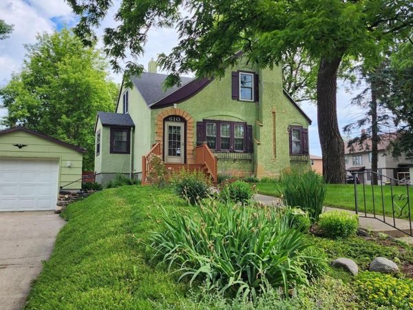 610 Trott Avenue SW, Willmar, MN 56201