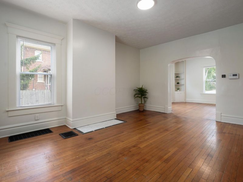 1760 N 4th Street, Columbus, OH 43201 Photo 9
