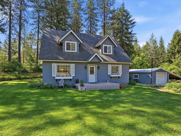 12120 E Deer Creek Rd, Chattaroy, WA 99003