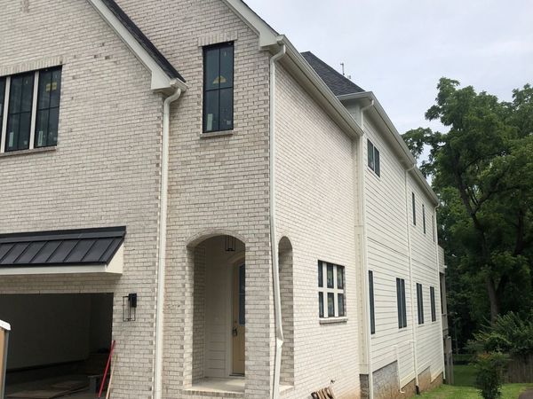 3804 Harding Pl , Nashville, TN 37215