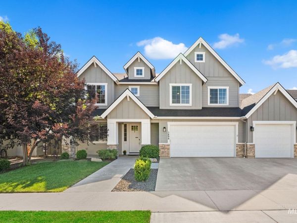 5898 S Ashcroft Way, Meridian, ID 83642